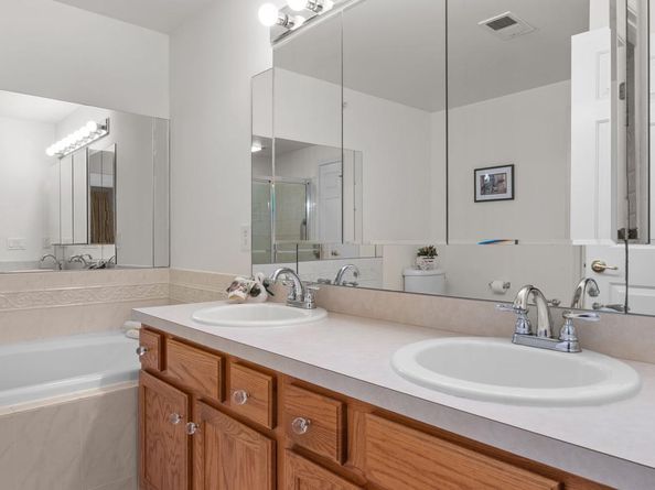 1202 Knox Court 1202, Warwick PA 18974
