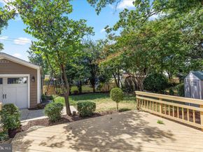 906 17TH Street S, Arlington VA 22202