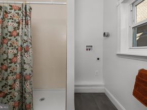 20 E Mount Pleasant Avenue, Philadelphia PA 19119