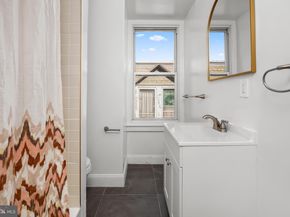 20 E Mount Pleasant Avenue, Philadelphia PA 19119