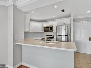 1050 N Stuart Street 701, Arlington VA 22201