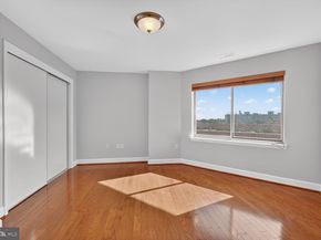 1050 N Stuart Street 701, Arlington VA 22201