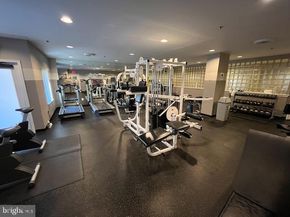 1050 N Stuart Street 701, Arlington VA 22201