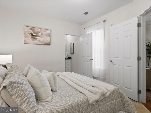 2101 N Monroe Street 212, Arlington VA 22207