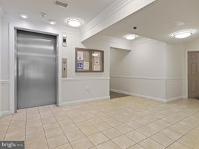 2101 N Monroe Street 212, Arlington VA 22207