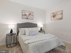 2101 N Monroe Street 212, Arlington VA 22207