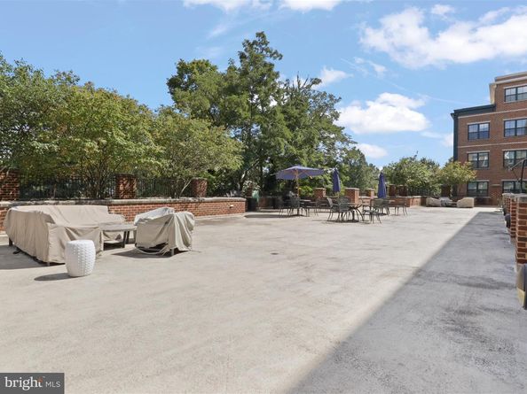 2101 N Monroe Street 212, Arlington VA 22207