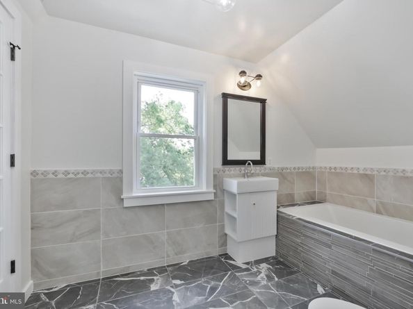 2806 Franklin Street NE, Washington DC 20018