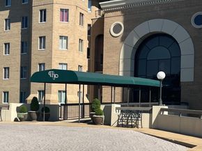 1250 S Washington Street 124, Alexandria VA 22314