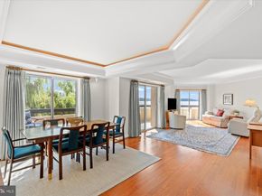 1250 S Washington Street 124, Alexandria VA 22314