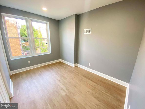 1665 Bridge Street, Philadelphia PA 19124