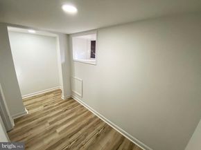 1665 Bridge Street, Philadelphia PA 19124