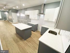 1665 Bridge Street, Philadelphia PA 19124