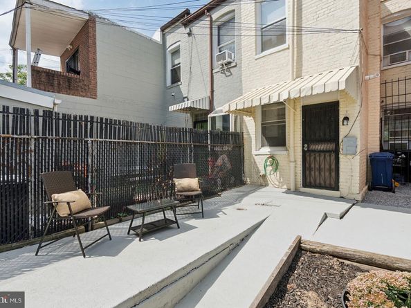 3563 6TH Street NW, Washington DC 20010