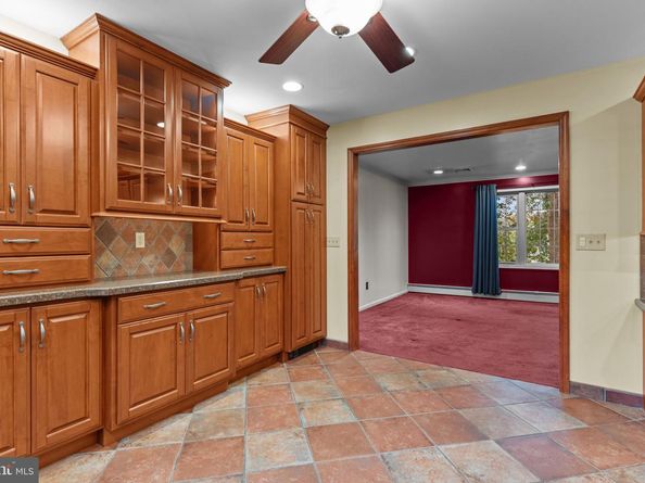 216 Buttonwood Drive, Langhorne PA 19053