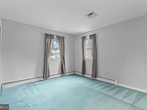 216 Buttonwood Drive, Langhorne PA 19053