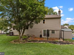 216 Buttonwood Drive, Langhorne PA 19053