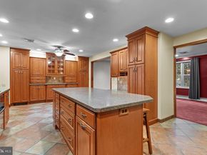 216 Buttonwood Drive, Langhorne PA 19053