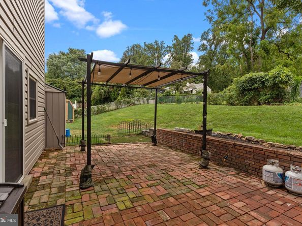 216 Buttonwood Drive, Langhorne PA 19053