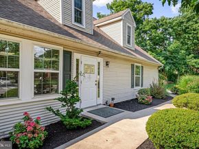 405 W Wayne Avenue, Wayne PA 19087