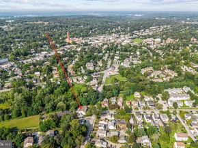 405 W Wayne Avenue, Wayne PA 19087