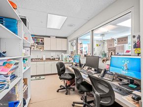 405 W Wayne Avenue, Wayne PA 19087