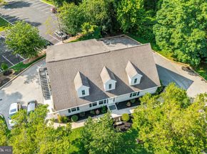 405 W Wayne Avenue, Wayne PA 19087