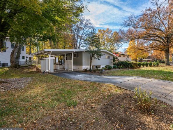6614 Melody Lane, Bethesda MD 20817