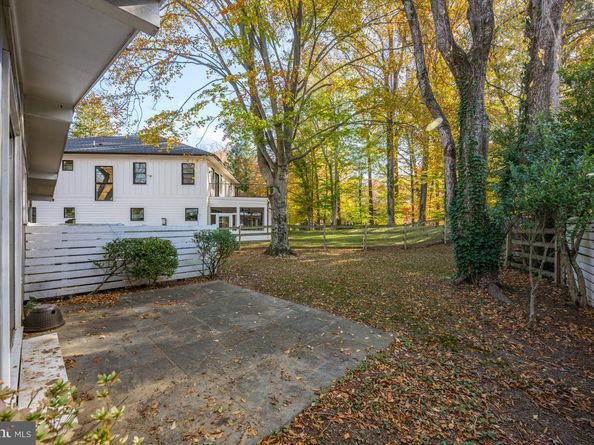 6614 Melody Lane, Bethesda MD 20817