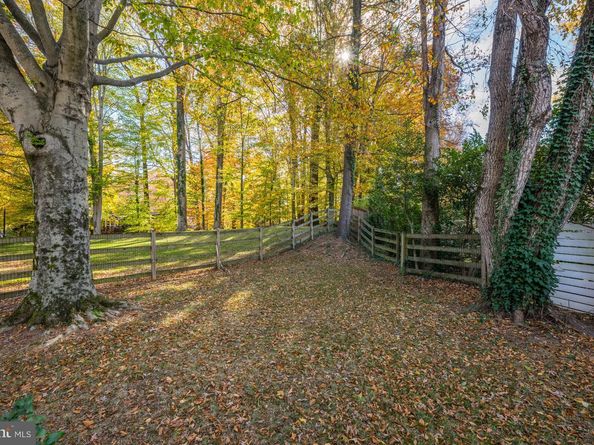 6614 Melody Lane, Bethesda MD 20817