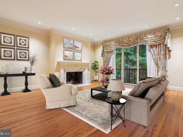 702 Belgrove Rd, Mclean VA 22101