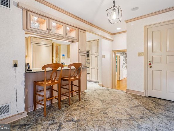 702 Belgrove Rd, Mclean VA 22101
