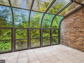 702 Belgrove Rd, Mclean VA 22101
