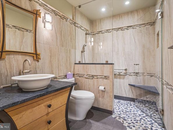 702 Belgrove Rd, Mclean VA 22101
