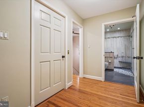 702 Belgrove Rd, Mclean VA 22101