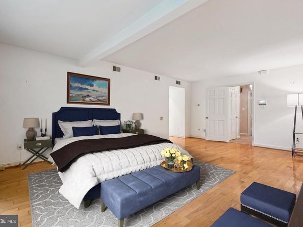 702 Belgrove Rd, Mclean VA 22101
