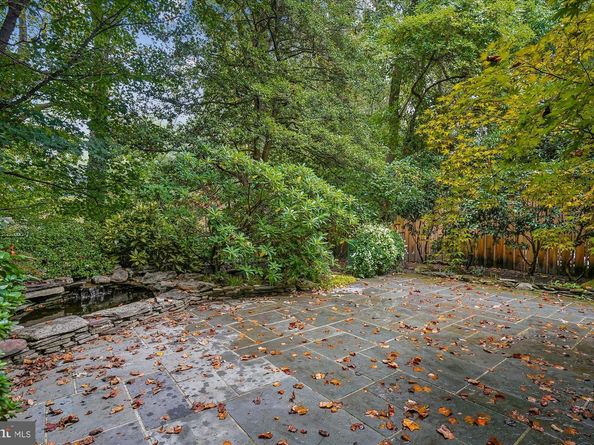 702 Belgrove Rd, Mclean VA 22101