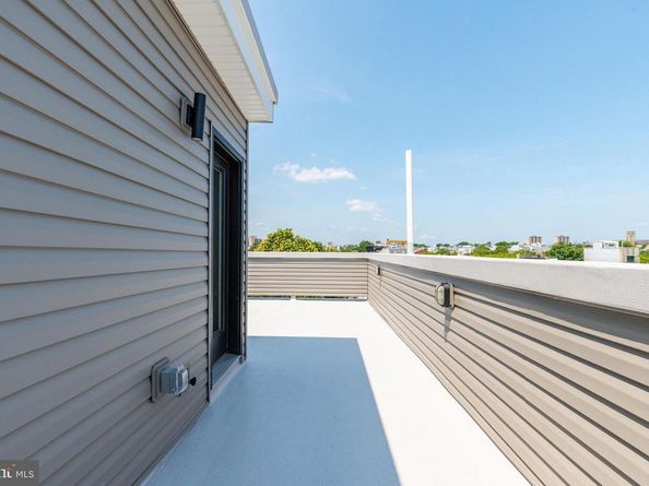 2048 3rd Street, Philadelphia PA 19122
