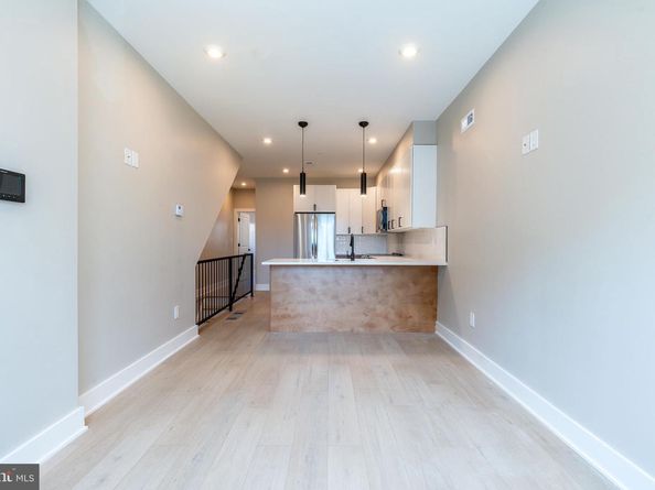 2048 3rd Street, Philadelphia PA 19122