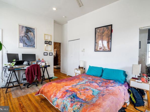 519 S 5TH Street, Philadelphia PA 19147