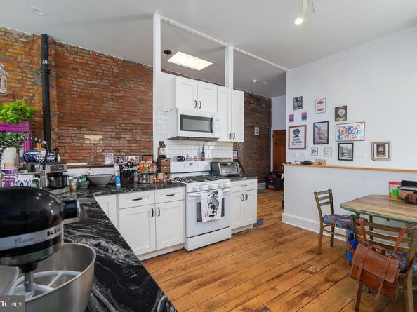 519 S 5TH Street, Philadelphia PA 19147
