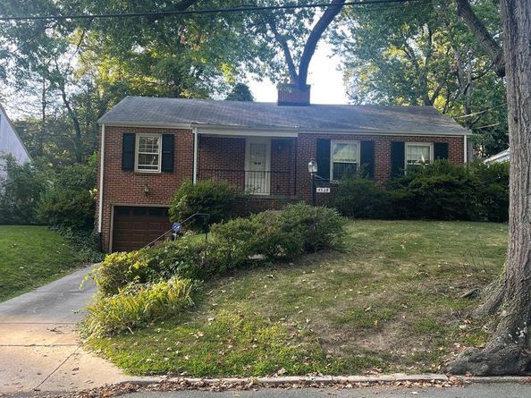 5528 Warwick Place, Chevy Chase MD 20815