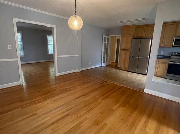 5528 Warwick Place, Chevy Chase MD 20815