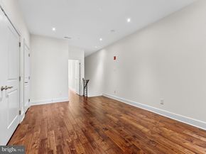 512 S Front Street 2, Philadelphia PA 19147