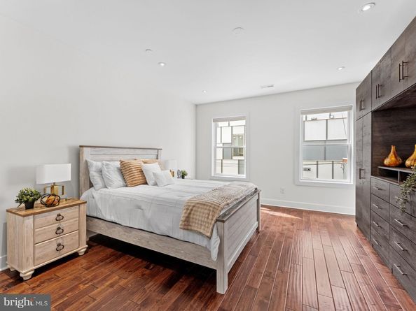 512 S Front Street 2, Philadelphia PA 19147