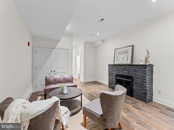512 S Front Street 2, Philadelphia PA 19147