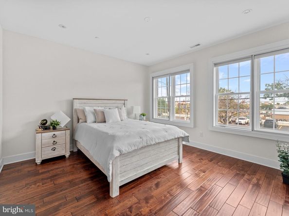 512 S Front Street 2, Philadelphia PA 19147