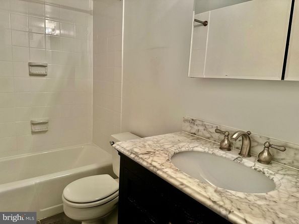 3001 Veazey Terr NW 1305, Washington DC 20008