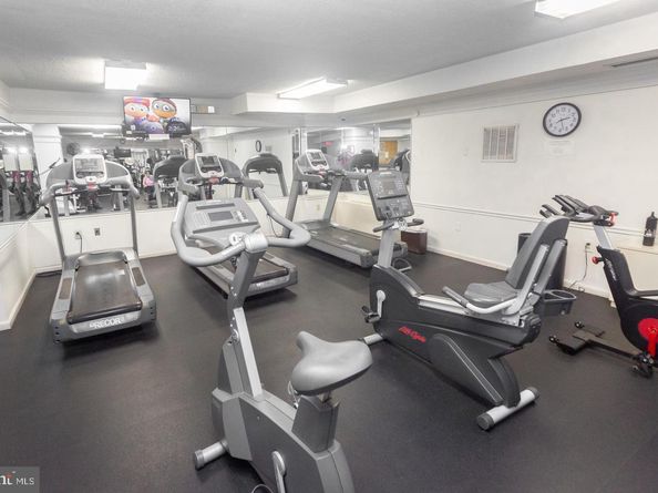 3001 Veazey Terr NW 1305, Washington DC 20008