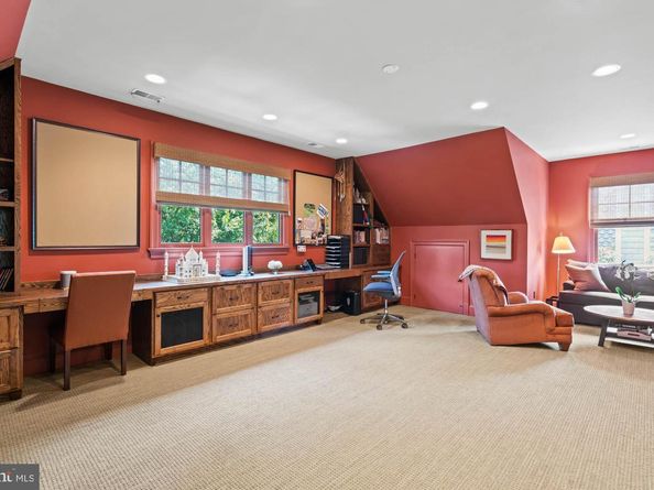 2215 King Place NW, Washington DC 20007